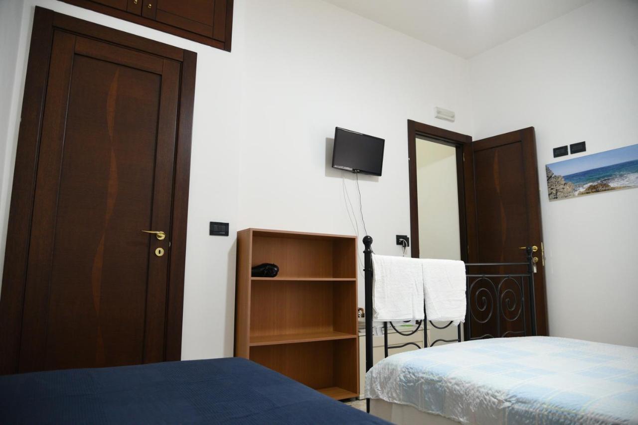 Hotel Corte Trecantaia 11 Holiday Bari Exterior foto